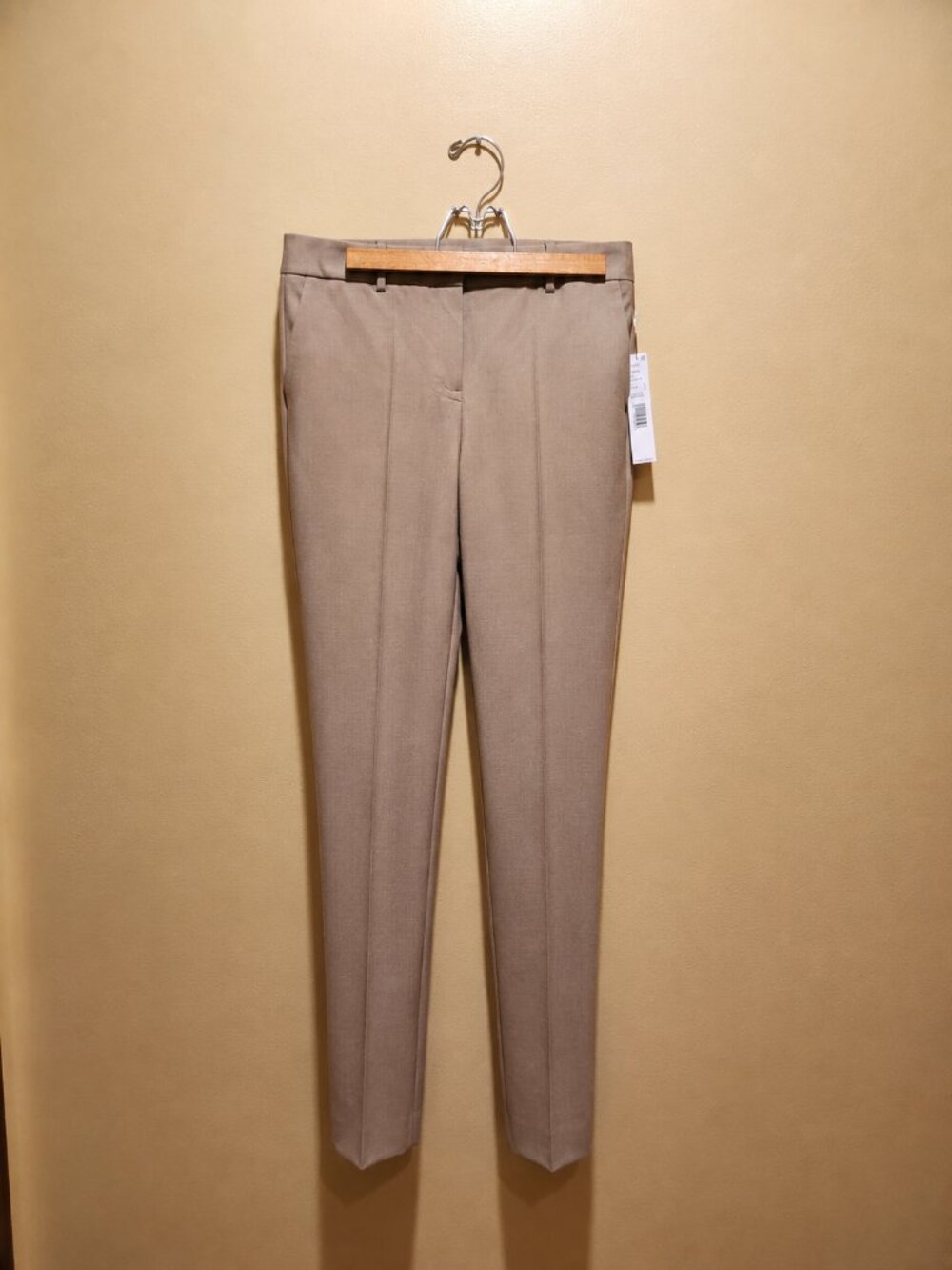 Antonio Melani Slim Leg Dress Pants | Size 4 | NWT | Taupe